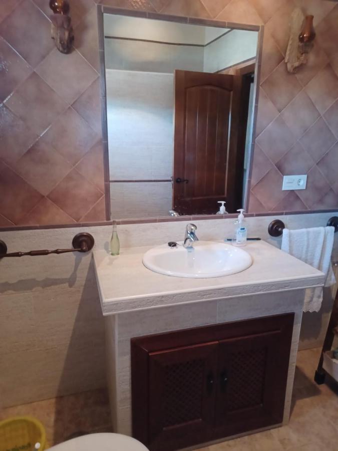 Villa Martinez Alquiler Rural Isabel Alcala del Valle ภายนอก รูปภาพ