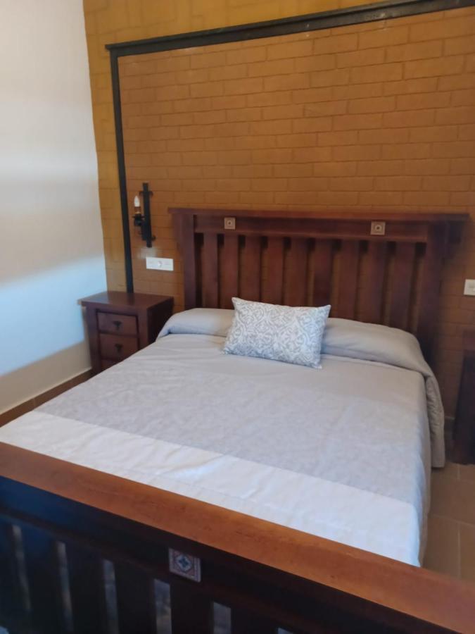 Villa Martinez Alquiler Rural Isabel Alcala del Valle ภายนอก รูปภาพ