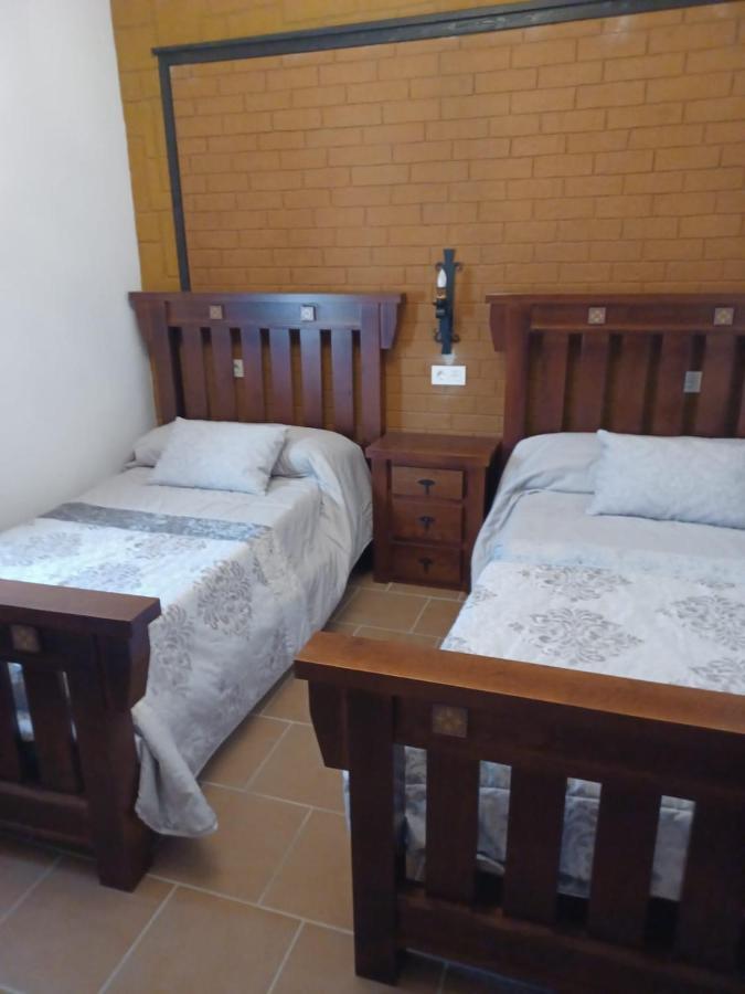 Villa Martinez Alquiler Rural Isabel Alcala del Valle ภายนอก รูปภาพ