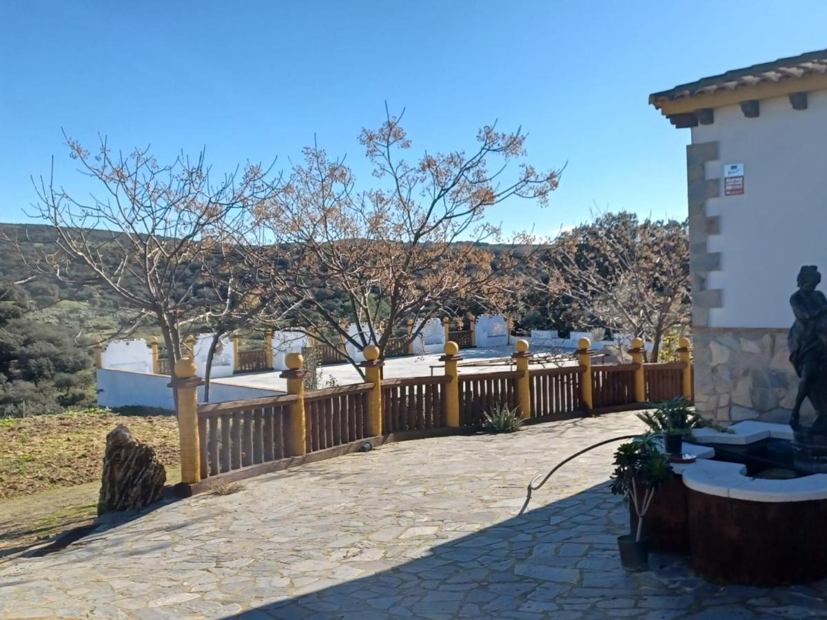 Villa Martinez Alquiler Rural Isabel Alcala del Valle ภายนอก รูปภาพ